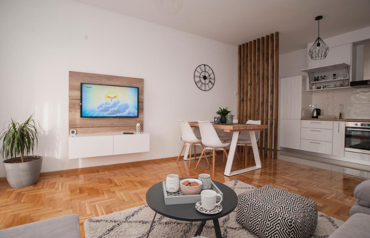 Apartman Avisi Требинье Экстерьер фото