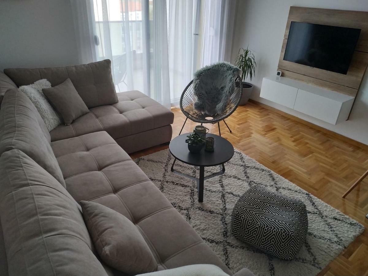 Apartman Avisi Требинье Экстерьер фото